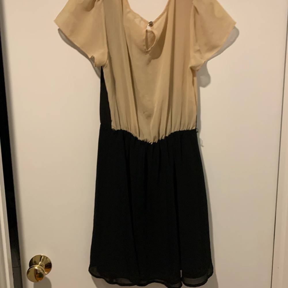 Romper - Picture 4 of 4